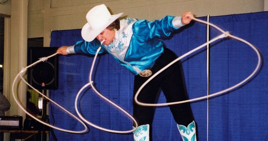 World Champion Trick Roper Joan Wells Coming to GIPL